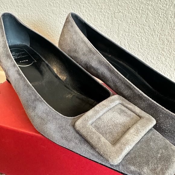 Roger Vivier Grey Suede Heels | 40.5 or 10.5 - Picture 3 of 7
